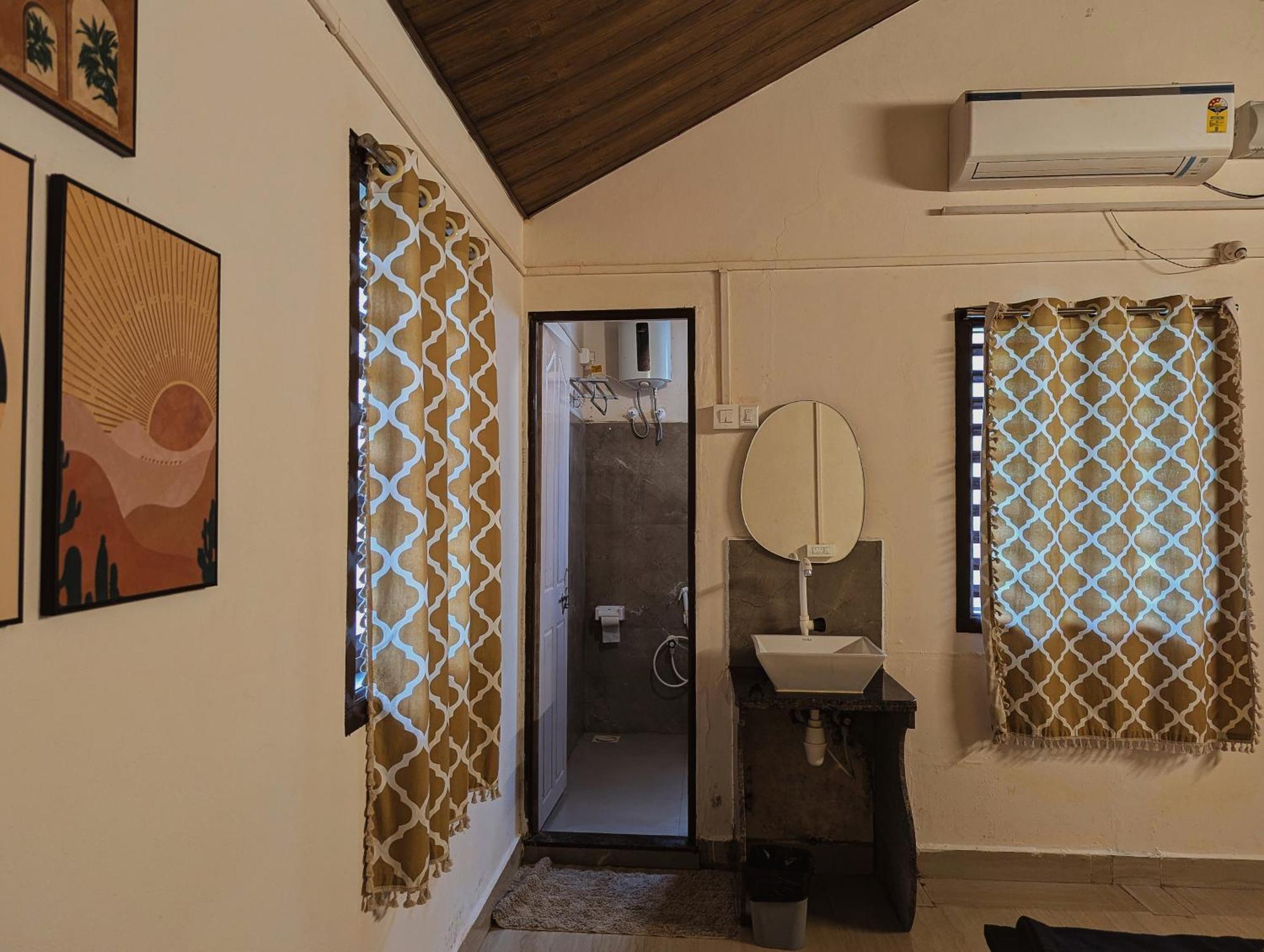 Sunset Cafe Beach Stay Gokarna  Kültér fotó